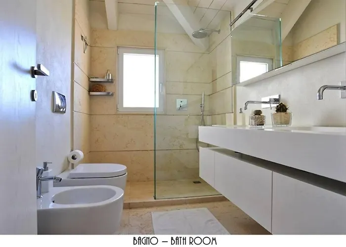 Lägenhet Luxurious Penthouse With Large Sea View Terraces Alassio